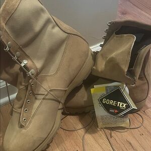 GORE-TEX Tan Outdoor Boots